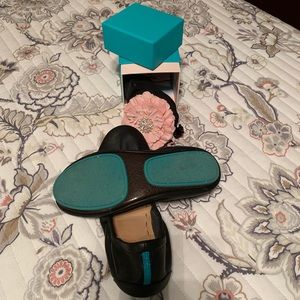 Black Tieks  *gently worn*
